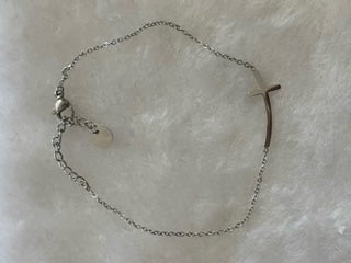 Bracciale in acciaio con croce